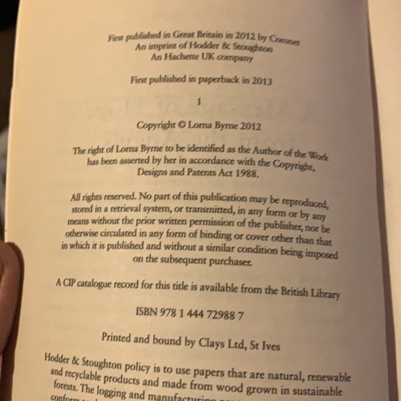 A Message of Hope from the Angels | Lorna Byrne - Picture 2 of 6